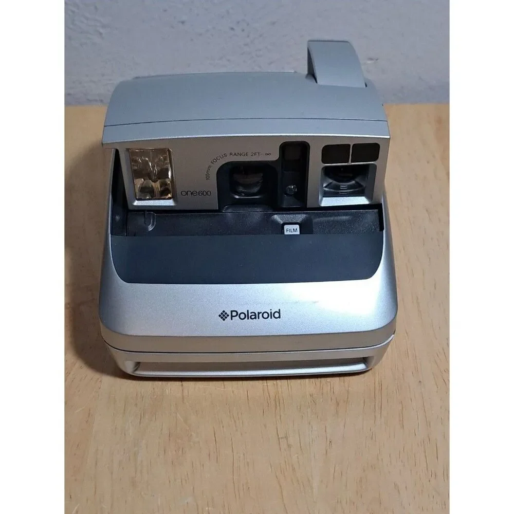 Vintage Polaroid One600 Camera Silver